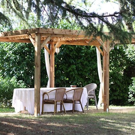 Tocane-Saint-Apre Puypinet B&B 외부 사진
